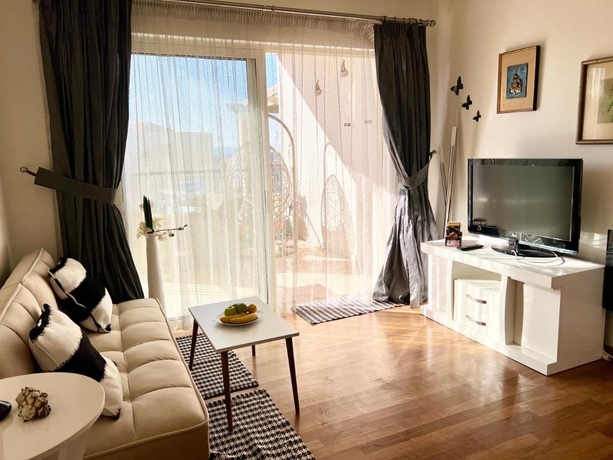 Odyssey Front Apartament